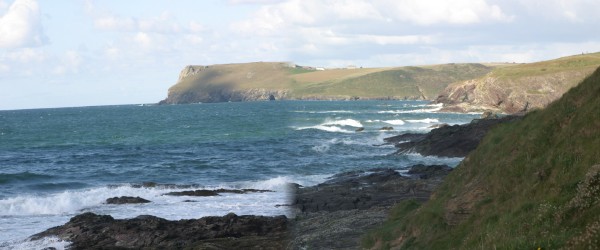 Cornwall Countryside: Photo 57 (Pentire Point, Cornwall.jpg, 600 x 250, 40.0K) 