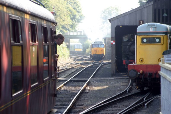 Cornwall Weblog: Train switching (IMG_0872.JPG, 600 x 400, 68.0K) 