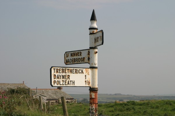 Cornwall Weblog: Cornish direction signs (IMG_0887.JPG, 600 x 400, 36.0K) 