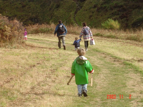 Nathaniel and Maya in Cornwall: Photo 9 (DSC01680.JPG, 600 x 450, 108.0K) 