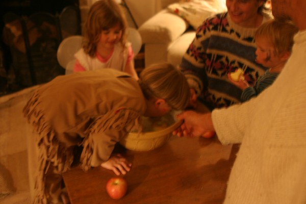 Nathaniel and Maya in Cornwall: Photo 28 (IMG_1602.JPG, 600 x 400, 44.0K) 