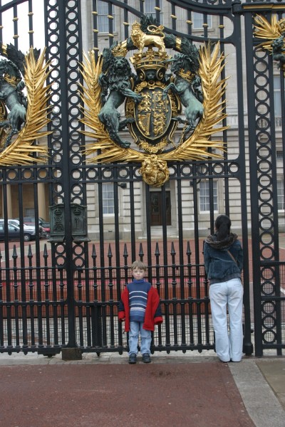 Nathaniel in London: Photo 11 (IMG_2268.JPG, 400 x 600, 104.0K) 