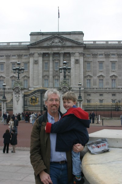 Nathaniel in London: Photo 15 (IMG_2285.JPG, 400 x 600, 56.0K) 